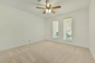 16422 Glenshannon Drive, Houston, TX 77059 - Photo 32