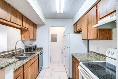 3919 Fairmont Parkway #177, Pasadena, TX 77504 - Photo 6