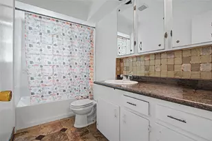 4511 Ponderosa Dr, Baytown, TX 77521 - Photo 10