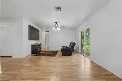 4511 Ponderosa Drive, Baytown, TX 77521 - Photo 2