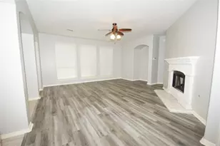 2516 Royal Terns Ct, League City, TX 77573 - Photo 12