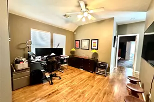 8910 Everhart Ln, Houston, TX 77040 - Photo 26