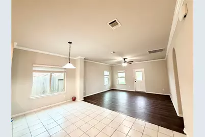 [Address not provided], Texas City, TX 77591 - Photo 8
