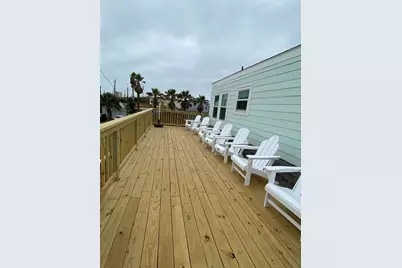 4127 Avenue T 1/2, Galveston, TX 77550 - Photo 8
