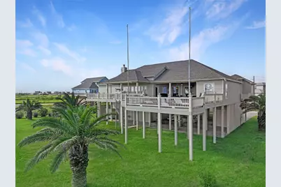 813 Pinata Drive, Crystal Beach, TX 77650 - Photo 6