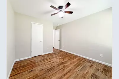 9418 Belleclaire Lane, Houston, TX 77044 - Photo 22
