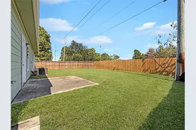 9418 Belleclaire Lane, Houston, TX 77044 - Photo 24