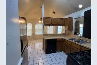 22814 Brafferton Lane, Katy, TX 77449 - Photo 10