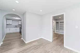 9946 Algiers Rd, Houston, TX 77041 - Photo 8