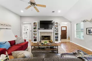 306 Lazy Ln, Montgomery, TX 77356 - Photo 8
