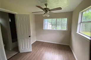 5719 Beldart St, Houston, TX 77033 - Photo 6