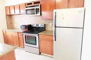 9350 Country Creek Dr, Houston, TX 77036 - Photo 8