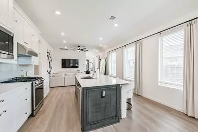 15035 Bradfield Manor Drive, Houston, TX 77044 - Photo 12