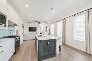 15035 Bradfield Mnr Dr, Houston, TX 77044 - Photo 12