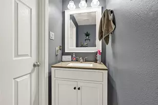 22214 Queenbury Hills Dr, Houston, TX 77073 - Photo 8