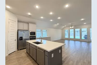 9307 Crescent Mill Drive, Missouri City, TX 77459 - Photo 6