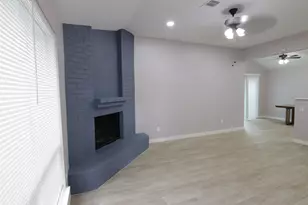 9130 Autumn Harvest Dr, Houston, TX 77064 - Photo 2