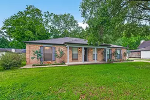 548 Brandon Rd, Conroe, TX 77302 - Photo 4