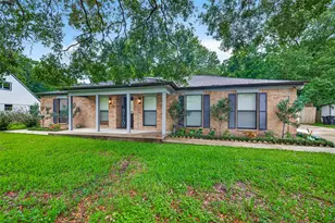 548 Brandon Rd, Conroe, TX 77302 - Photo 2