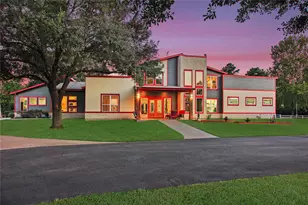 2531 S Cherry St, Tomball, TX 77375 - Photo 1