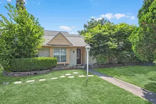 5747 Fontenelle Dr, Houston, TX 77035 - Photo 1