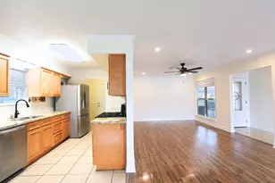 3810 Bonita Ln, La Porte, TX 77571 - Photo 2