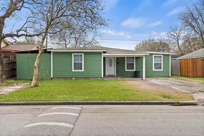 1330 15th Street, Galena Park, TX 77547 - Photo 2