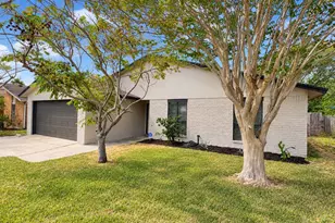 966 Bramling Cir, Corpus Christi, TX 78418 - Photo 2