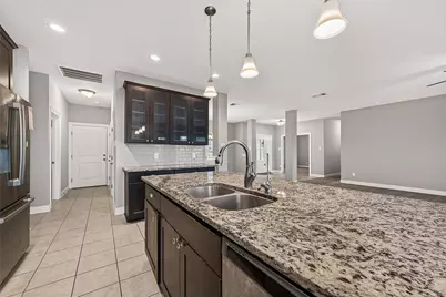 22519 Chenango Lake Drive, Angleton, TX 77515 - Photo 18