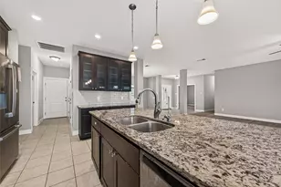 22519 Chenango Lake Dr, Angleton, TX 77515 - Photo 18