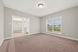 22519 Chenango Lake Dr, Angleton, TX 77515 - Photo 6