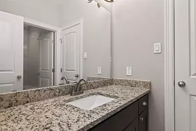 22519 Chenango Lake Drive, Angleton, TX 77515 - Photo 42