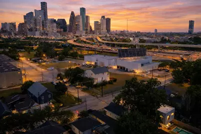 1819 South Street, Houston, TX 77009 - Photo 2