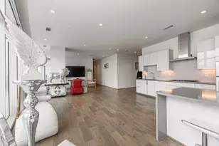 4521 San Felipe St, Houston, TX 77027 - Photo 2