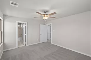 2910 Wind Cave Ln, Rosharon, TX 77583 - Photo 12