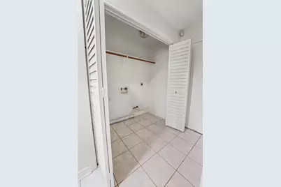 1739 French Village Drive, Houston, TX 77055 - Photo 30
