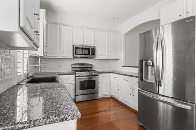 1739 French Village Drive, Houston, TX 77055 - Photo 8