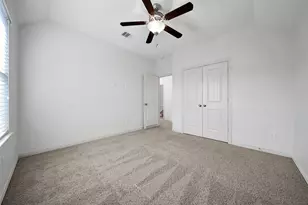 11030 Sarah Bluff Ln, Cypress, TX 77433 - Photo 40