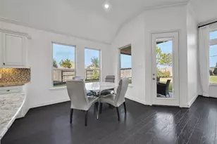 11030 Sarah Bluff Ln, Cypress, TX 77433 - Photo 16