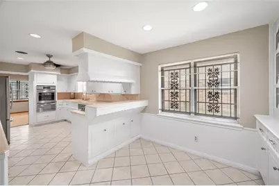 1815 Droxford Drive, Houston, TX 77008 - Photo 20