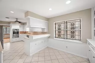 1815 Droxford Dr, Houston, TX 77008 - Photo 20