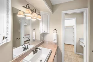 1815 Droxford Dr, Houston, TX 77008 - Photo 42