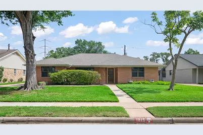 1815 Droxford Drive, Houston, TX 77008 - Photo 1
