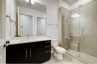 4820 Caroline Street #404, Houston, TX 77004 - Photo 10