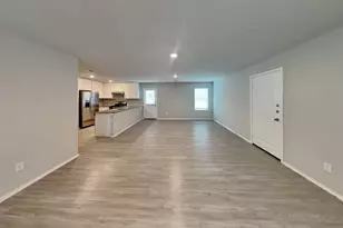 5738 Leon Pl, San Antonio, TX 78244 - Photo 4