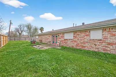 2510 Sunnycrest Drive, Texas City, TX 77590 - Photo 38