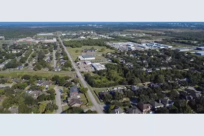 16039 Surrey Woods Drive, Friendswood, TX 77546 - Photo 24