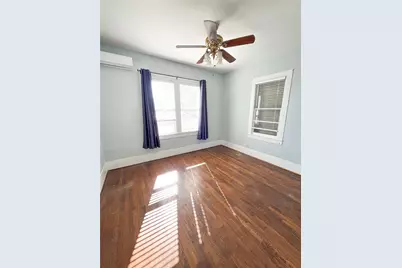 901 Broadway #UP, Galveston, TX 77550 - Photo 14