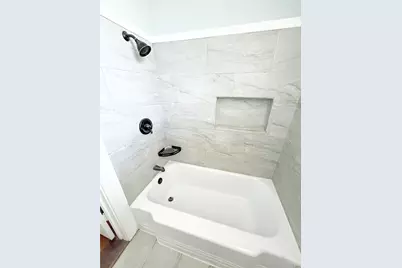 901 Broadway #UP, Galveston, TX 77550 - Photo 18