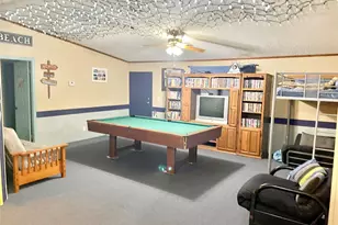 82 Swallow Dr, Palacios, TX 77465 - Photo 8